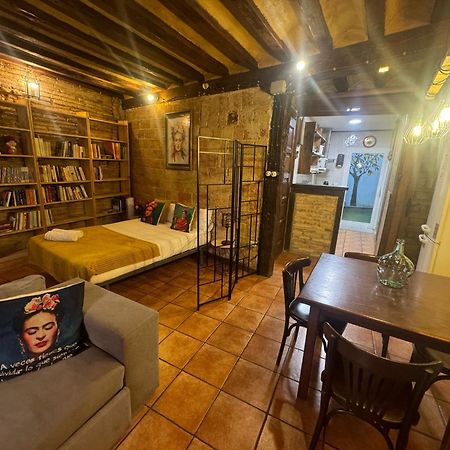 CASA CHUSCO, un rincón encantador. Junto a Portales. Logroño Exterior foto